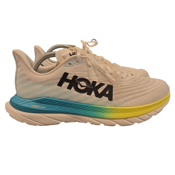 HOKA ONE ONE. MACH 5. WHITE AND BLUE GLASS SNEAKERS. SIZE 9D. - Picture 2 of 16